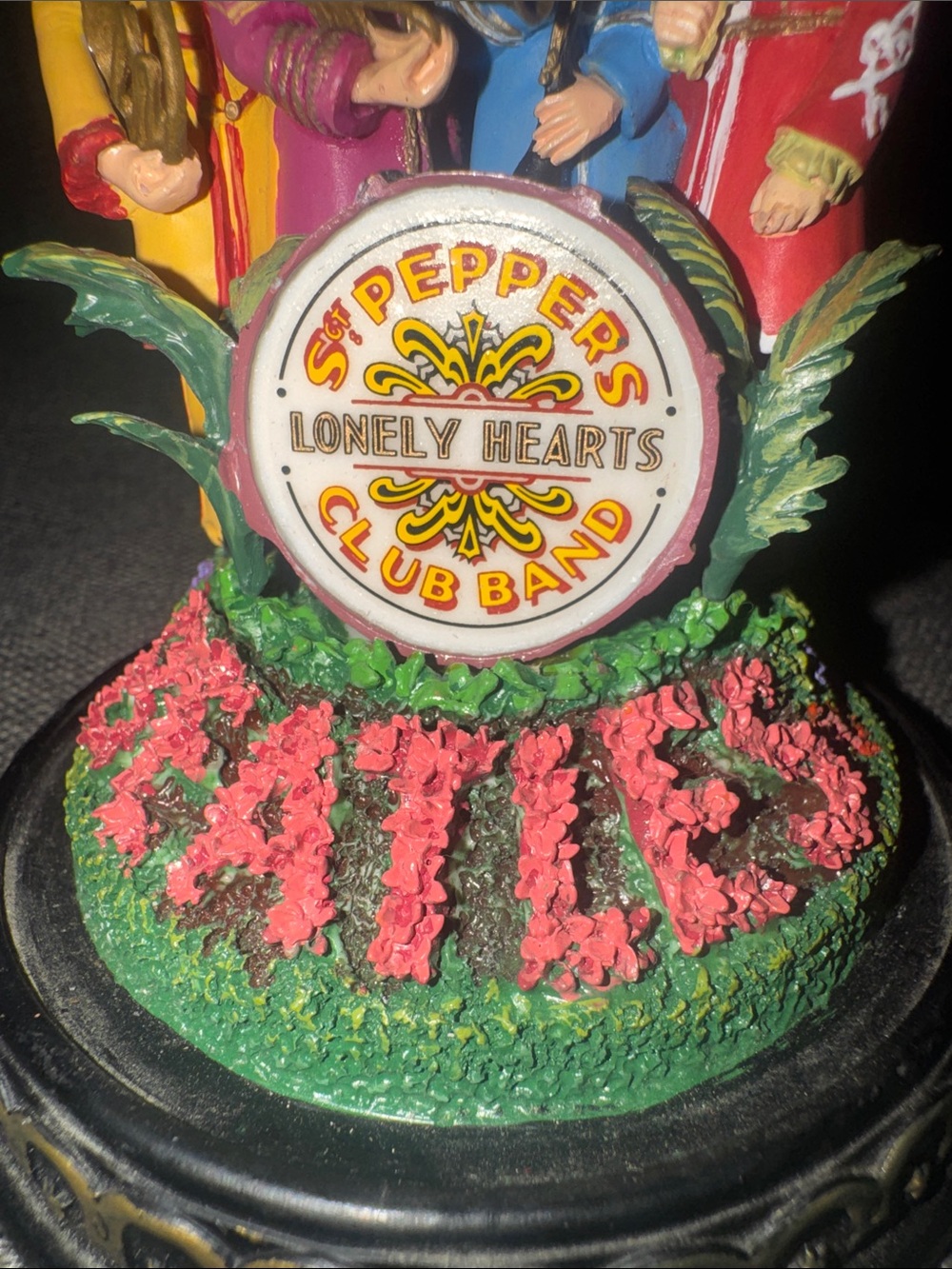 Vintage 1993 The Franklin Mint Beatles Sgt. Pepper Music Box / Dome - Picture 10 of 11
